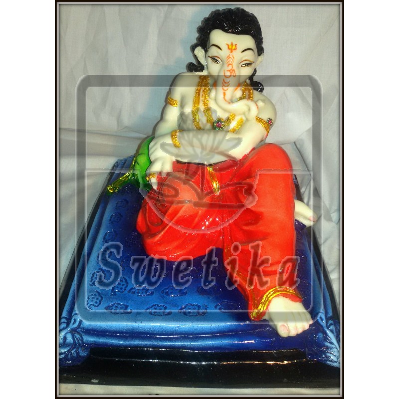 Ganesh liggend (poly marble)
